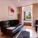 Апартаменты Beautiful Modern In The Heart Of Канны