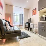 Апартаменты Beautiful Modern In The Heart Of *