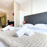 Beautiful Modern In The Heart Of