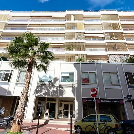 Beautiful Modern In The Heart Of Апартаменты